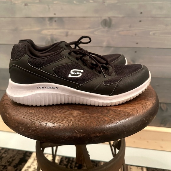 Sport By Skechers 9.5 Men’s Wide Fit Memory Sole Preowned - Picture 2 of 7